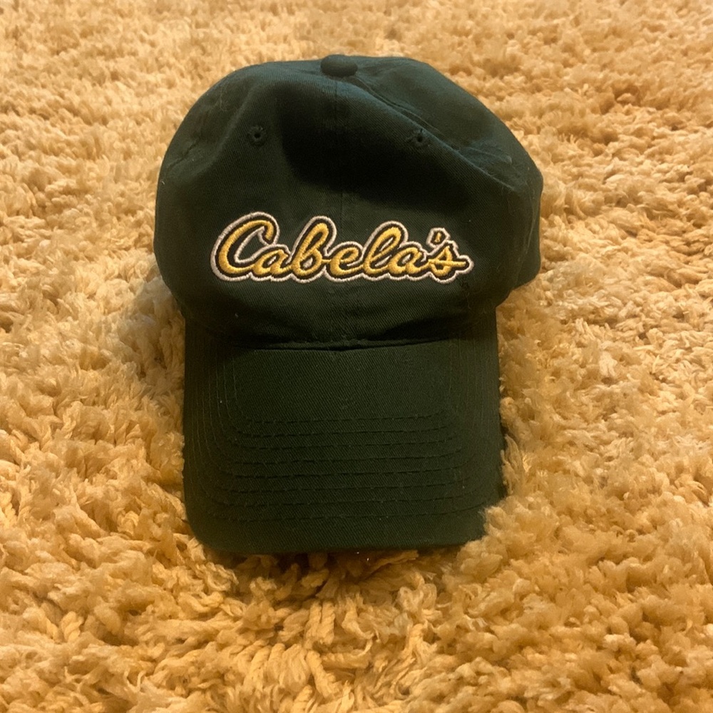 Green adjustable Cabela’s hat